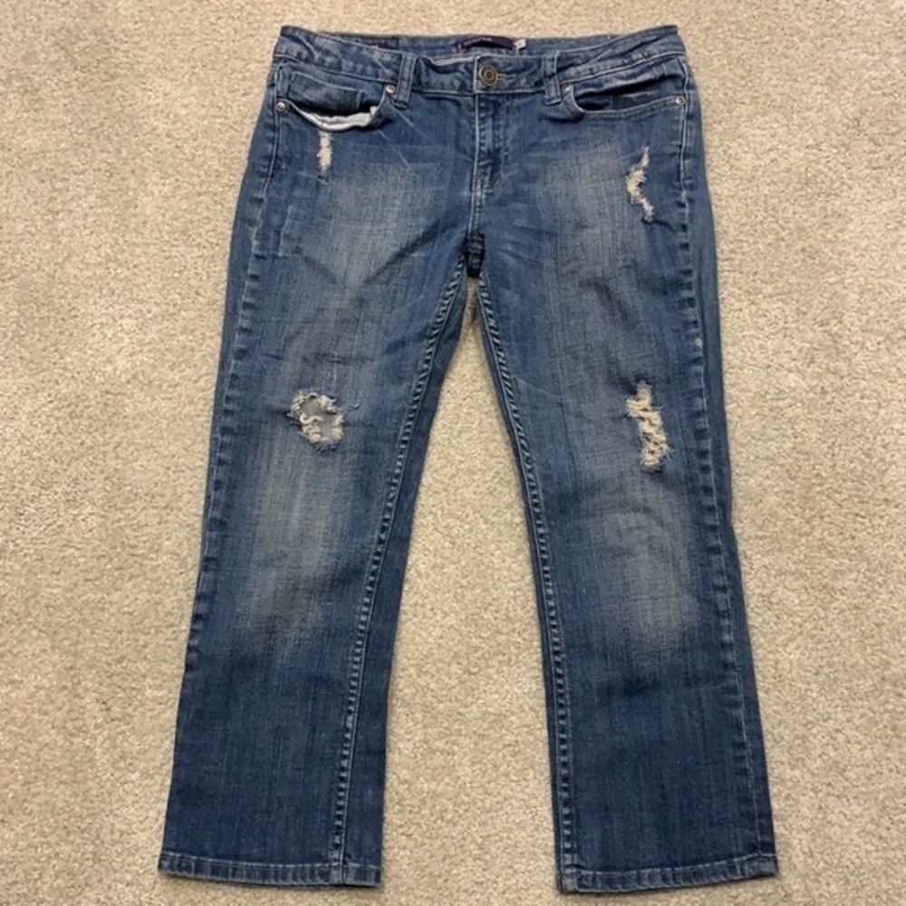 Vigoss Destructed Capri Jeans 7‎